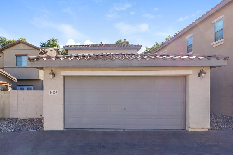 1,975/Mo, 14107 W Country Gables Dr Surprise, AZ 85379 Rear View