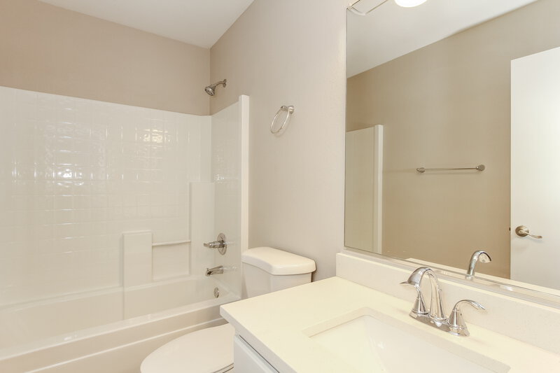 2,170/Mo, 660 S Concord St Gilbert, AZ 85296 Bathroom View
