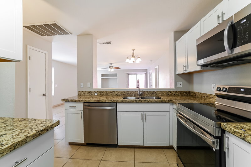 1,965/Mo, 13766 W Elm St Surprise, AZ 85374 Kitchen View