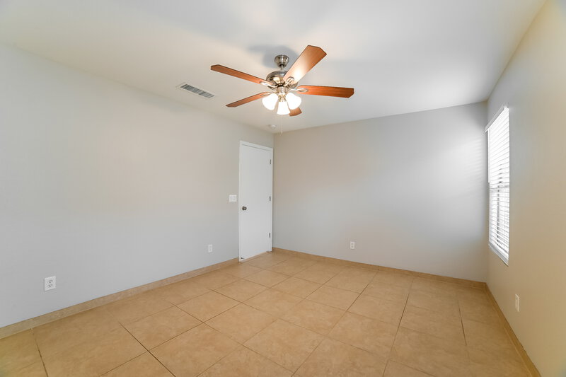 1,965/Mo, 13766 W Elm St Surprise, AZ 85374 Main Bedroom View 4