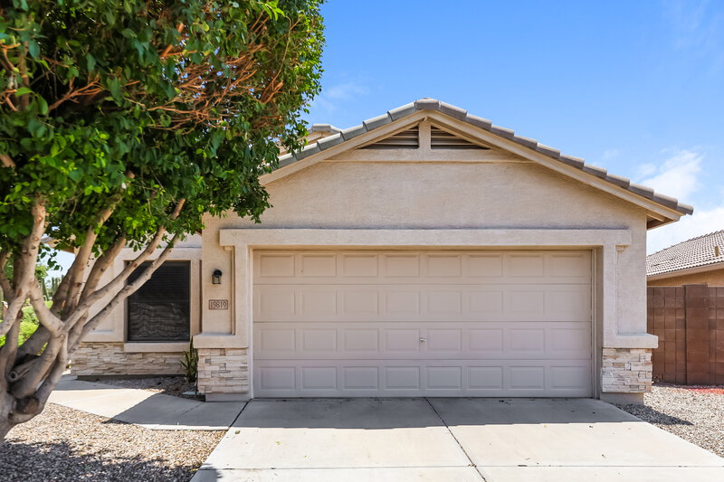 2,250/Mo, 19819 N 34th Place Phoenix, AZ 85050 External View
