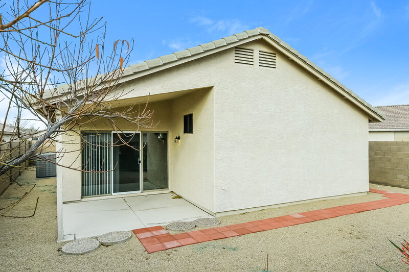 2,545/Mo, 19819 N 34th Place Phoenix, AZ 85050 Rear View