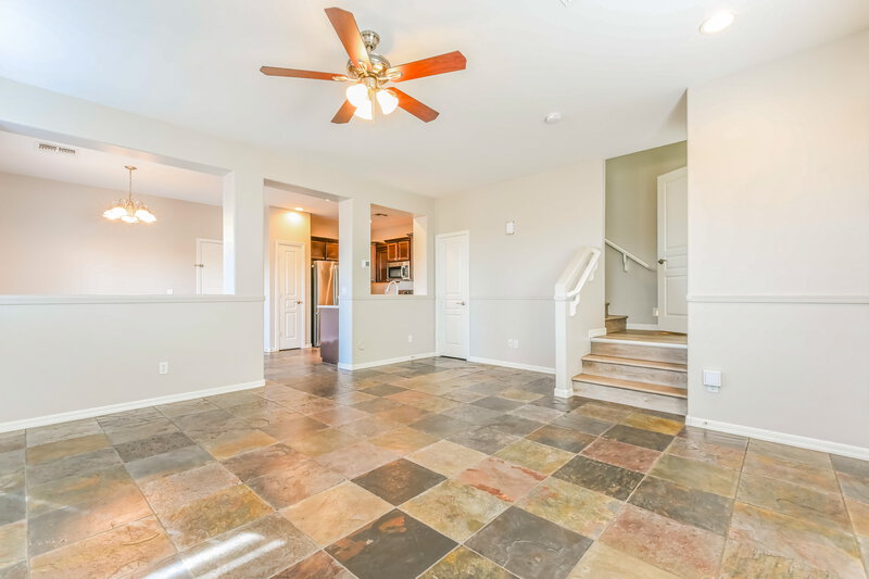 2,205/Mo, 126 E Catclaw St Gilbert, AZ 85296 Living Room View