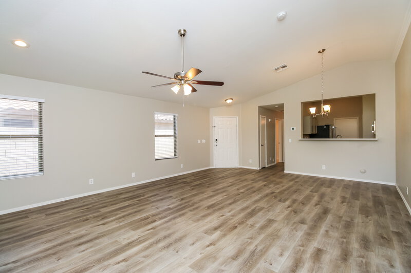 2,175/Mo, 9350 E Nopal Ave Mesa, AZ 85209 Living Room View 2