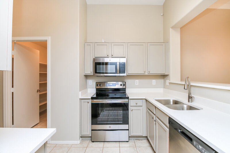 2,175/Mo, 9350 E Nopal Ave Mesa, AZ 85209 Kitchen View