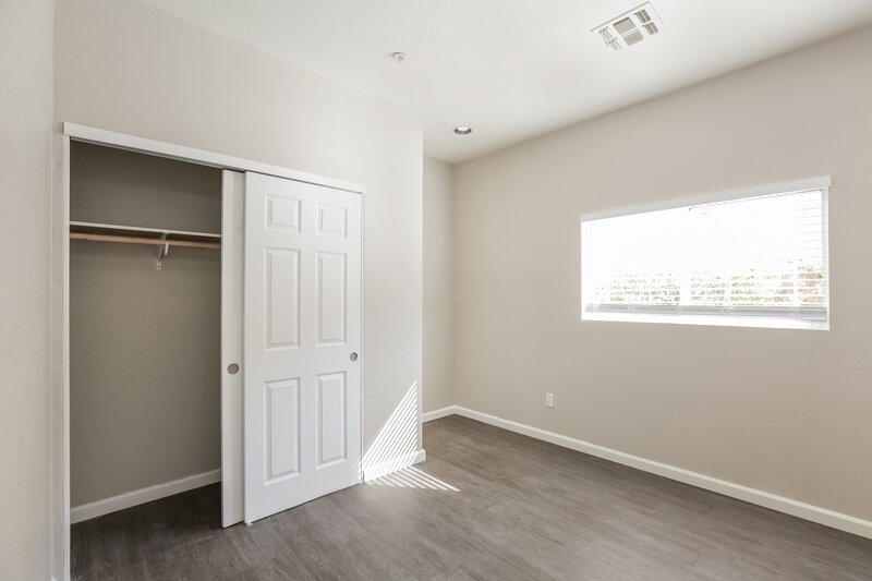 2,565/Mo, 11209 N 89th Way Scottsdale, AZ 85260 Bedroom View 2