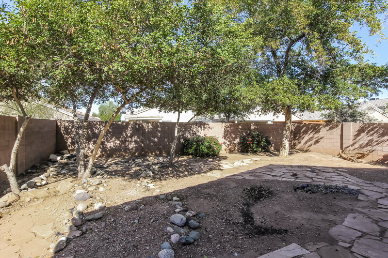 1,815/Mo, 12568 W Saint Moritz Ln El Mirage, AZ 85335 Rear View