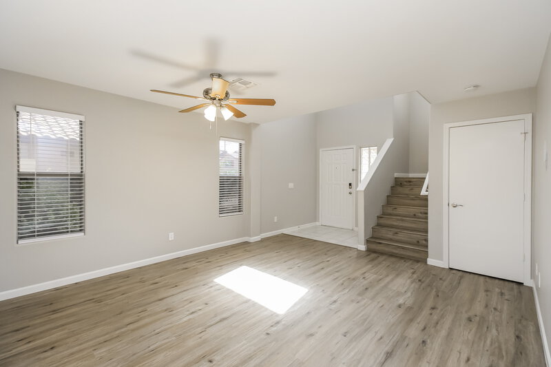 2,420/Mo, 1766 E Del Rio St Gilbert, AZ 85295 Living Room View