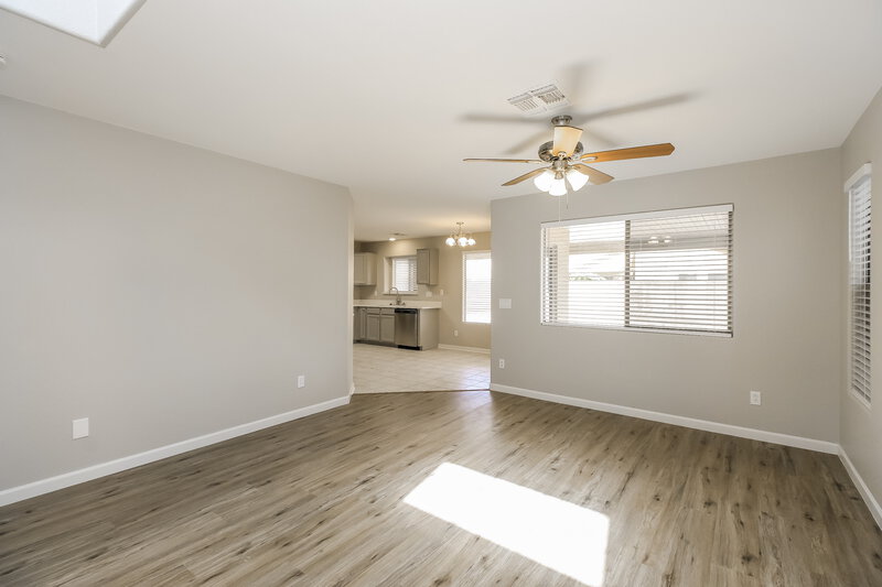 2,420/Mo, 1766 E Del Rio St Gilbert, AZ 85295 Living Room View 2
