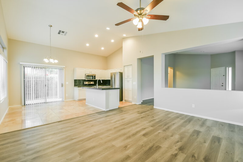 2,275/Mo, 40508 N Territory Trl Anthem, AZ 85086 Dining Room View