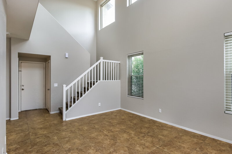 2,295/Mo, 16806 S Magenta Rd Phoenix, AZ 85048 Living Room View