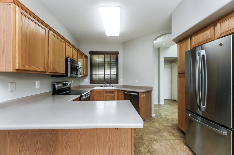 2,295/Mo, 16806 S Magenta Rd Phoenix, AZ 85048 Kitchen View