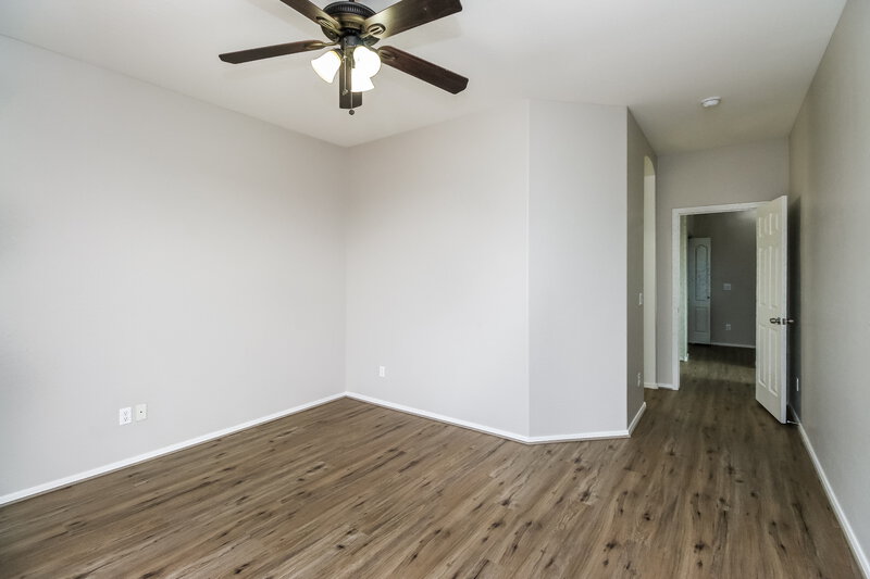 2,295/Mo, 16806 S Magenta Rd Phoenix, AZ 85048 Main Bedroom View 2