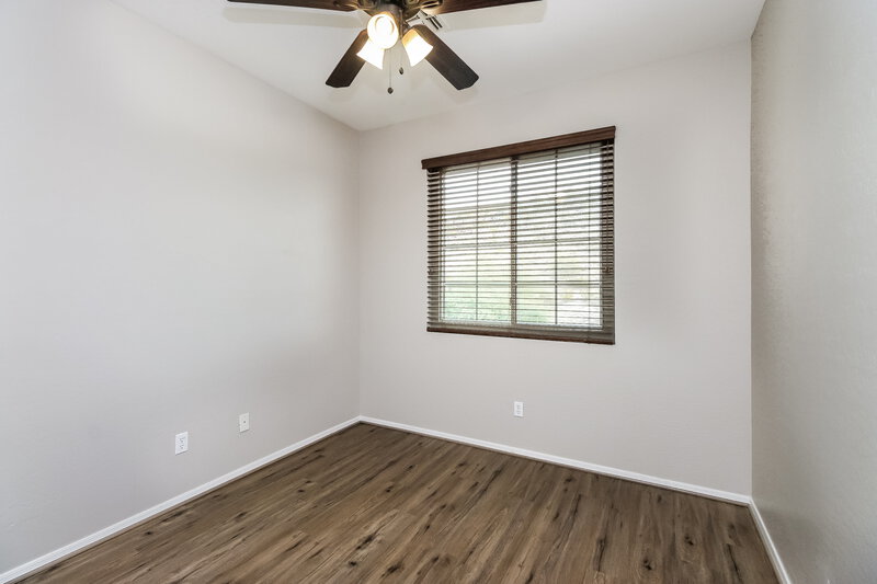 2,295/Mo, 16806 S Magenta Rd Phoenix, AZ 85048 Bedroom View 2