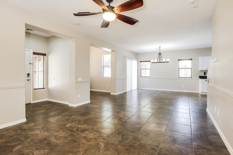2,435/Mo, 26681 N Babbling Brook Dr Phoenix, AZ 85083 Living Room View 2