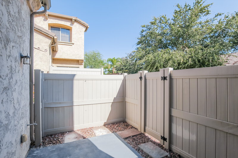 3,490/Mo, 26681 N Babbling Brook Dr Phoenix, AZ 85083 Rear View