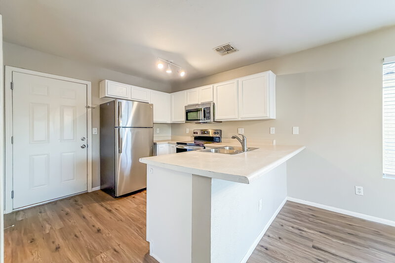 2,120/Mo, 10907 E Arcadia Ave Mesa, AZ 85208 Kitchen View