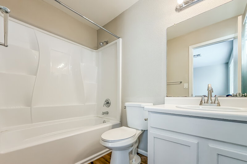2,120/Mo, 10907 E Arcadia Ave Mesa, AZ 85208 Main Bathroom View