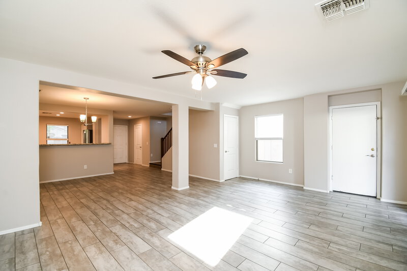 2,400/Mo, 21153 E Stonecrest Dr Queen Creek, AZ 85142 Living Room View