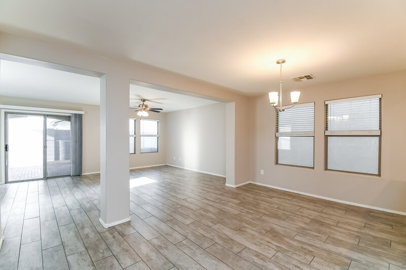 2,400/Mo, 21153 E Stonecrest Dr Queen Creek, AZ 85142 Dining Room View