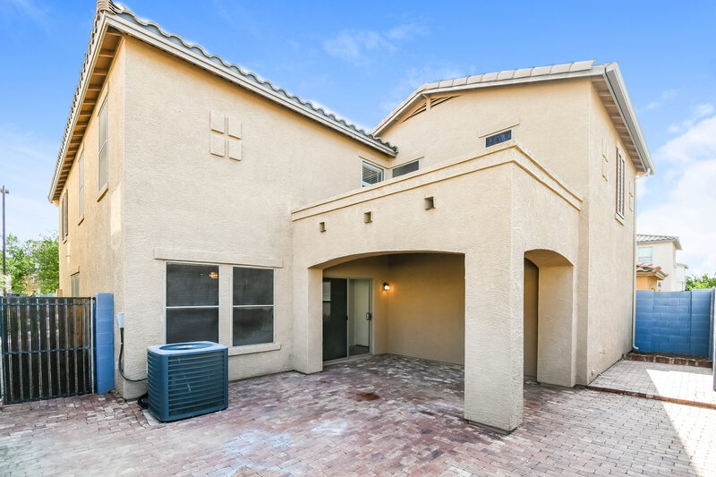 2,400/Mo, 21153 E Stonecrest Dr Queen Creek, AZ 85142 Rear View