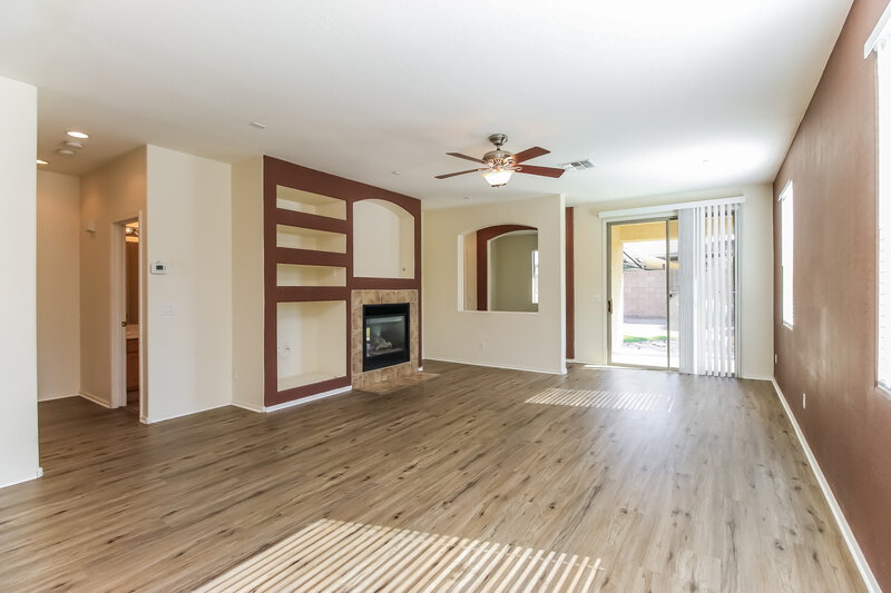 2,280/Mo, 6279 S Sunnyvale Ct Gilbert, AZ 85298 Living Room View