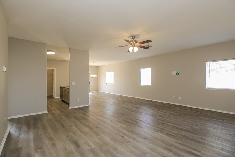 2,000/Mo, 1733 E Silversmith Trl San Tan Valley, AZ 85143 Misc View