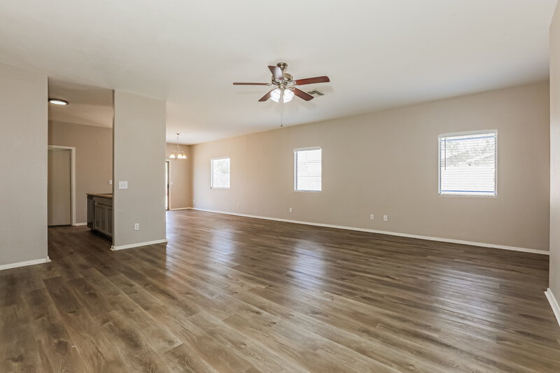 1,860/Mo, 1733 E Silversmith Trl San Tan Valley, AZ 85143 Living Room View 2