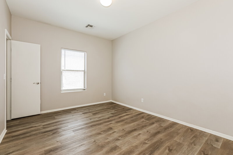 1,860/Mo, 1733 E Silversmith Trl San Tan Valley, AZ 85143 Bedroom View