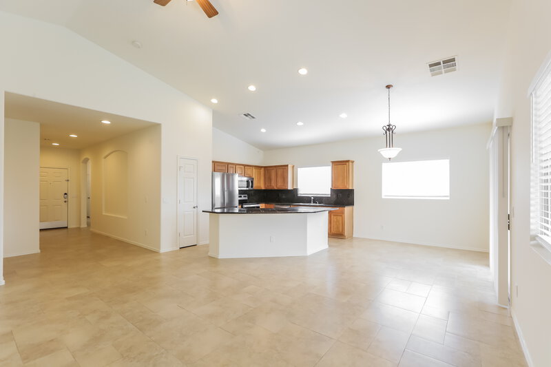 2,135/Mo, 9127 W Elwood St Tolleson, AZ 85353 Living Room View 3