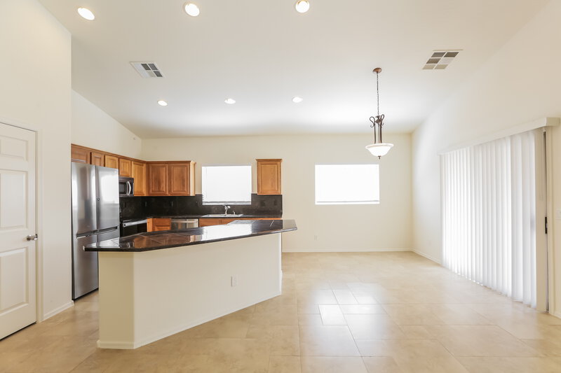 2,135/Mo, 9127 W Elwood St Tolleson, AZ 85353 Dining Room View