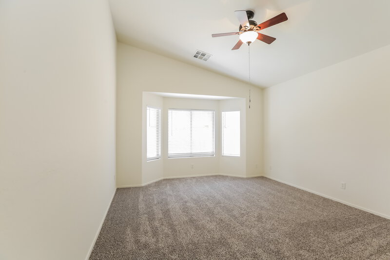 2,135/Mo, 9127 W Elwood St Tolleson, AZ 85353 Main Bedroom View