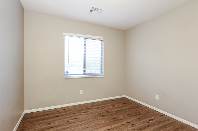 2,090/Mo, 7225 S 37th Gln Phoenix, AZ 85041 Misc View 12