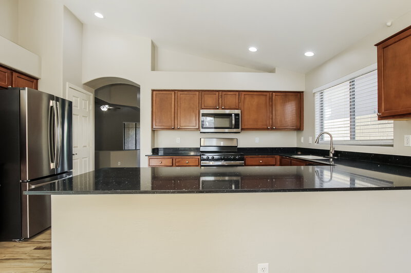 2,060/Mo, 5207 W T Ryan Lane Laveen, AZ 85339 Kitchen View