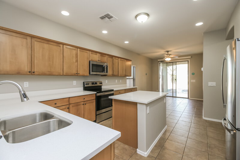 2,025/Mo, 22888 S 218th St Queen Creek, AZ 85142 Kitchen View 2