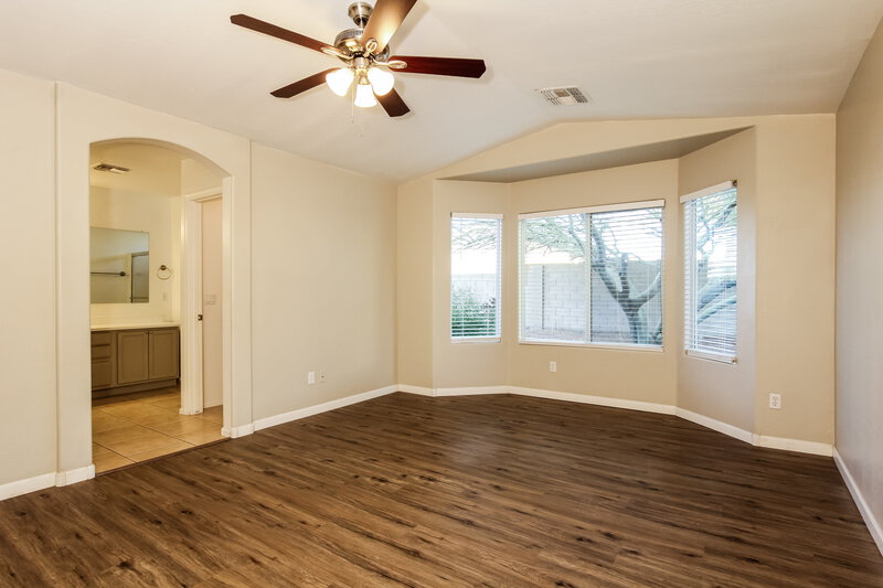 2,005/Mo, 884 S 242Nd Dr Buckeye, AZ 85326 Main Bedroom View