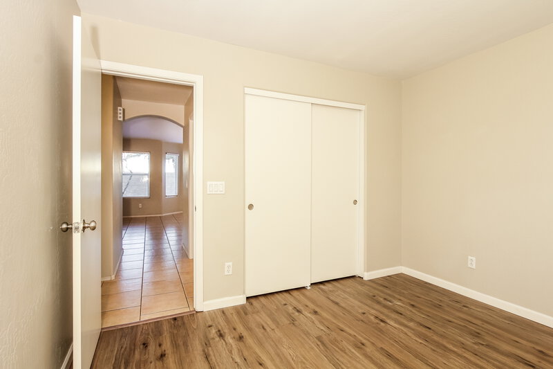 2,005/Mo, 884 S 242Nd Dr Buckeye, AZ 85326 Bedroom View 4