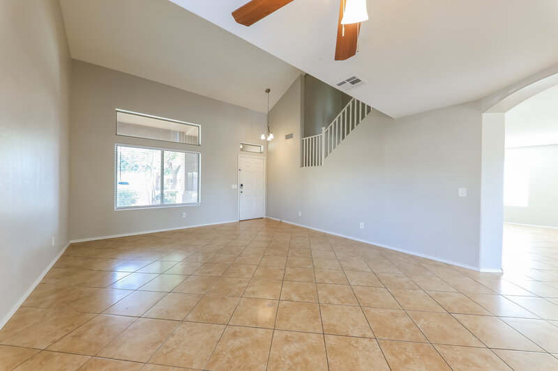 2,000/Mo, 1304 S 159th Ave Goodyear, AZ 85338 Living Room View 2