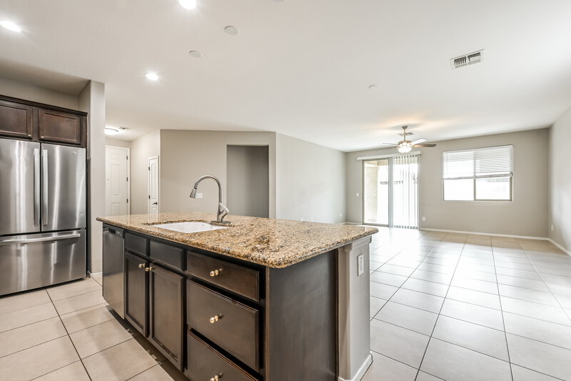 2,170/Mo, 12051 W Tether Trl Peoria, AZ 85383 Kitchen View
