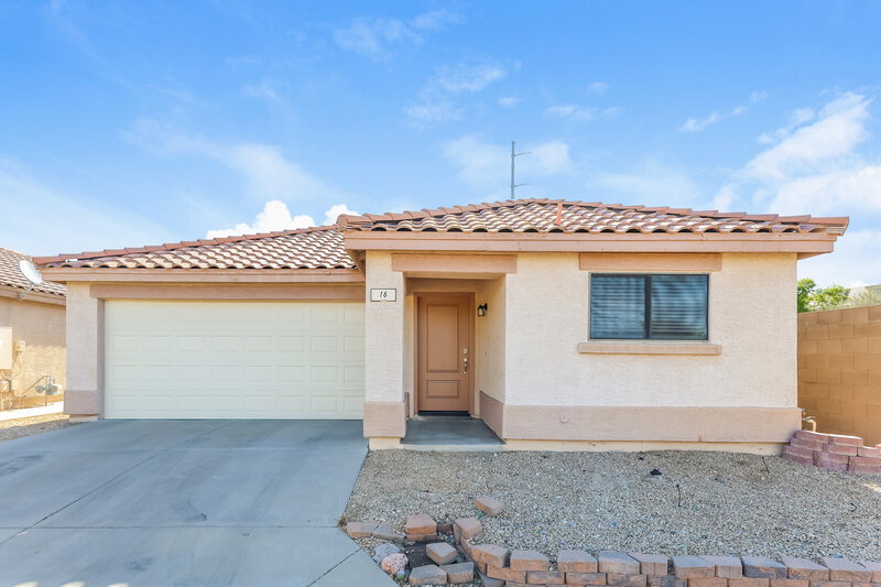 2,060/Mo, 18611 N 22nd St Lot 16 Phoenix, AZ 85024 External View