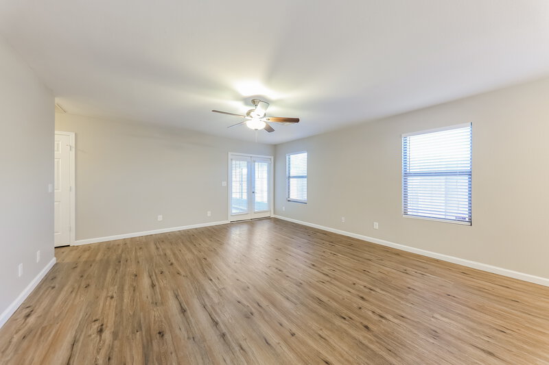 2,060/Mo, 18611 N 22nd St Lot 16 Phoenix, AZ 85024 Living Room View