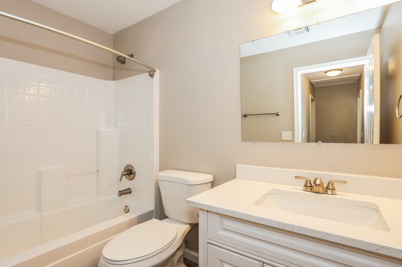 1,980/Mo, 18611 N 22nd St Lot 16 Phoenix, AZ 85024 Misc View 9