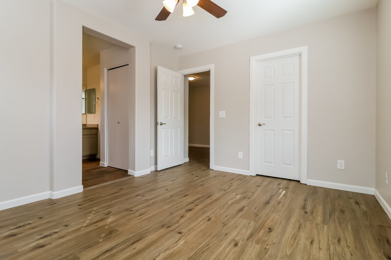 2,200/Mo, 3012 S 101st Ave Tolleson, AZ 85353 Main Bedroom View