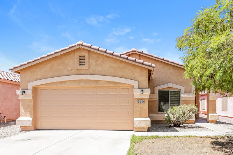 2,015/Mo, 650 E Renegade Pl Queen Creek, AZ 85143 External View