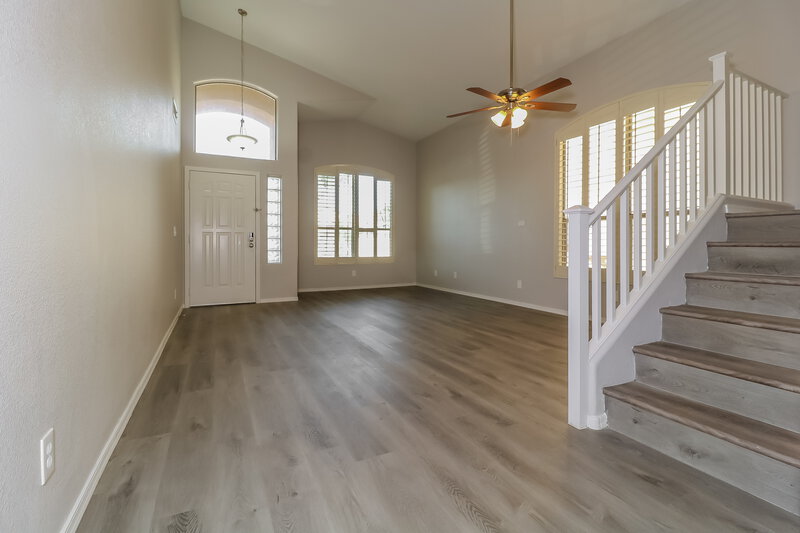 2,190/Mo, 12737 W. Desert Flower Rd Avondale, AZ 85392 Living Room View