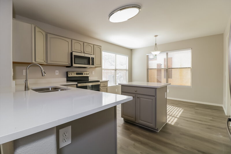 2,190/Mo, 12737 W. Desert Flower Rd Avondale, AZ 85392 Kitchen View