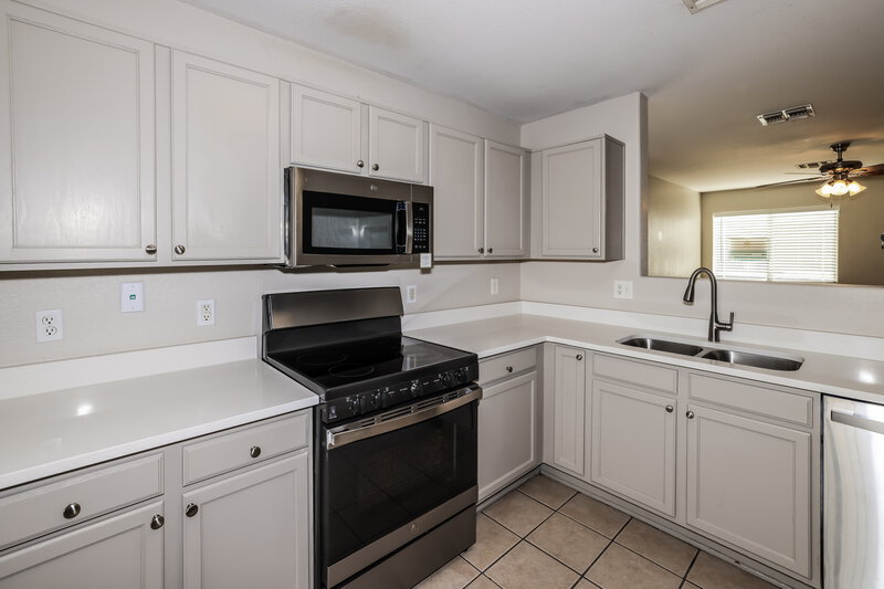 1,720/Mo, 13204 W Calavar Rd Surprise, AZ 85379 Kitchen View