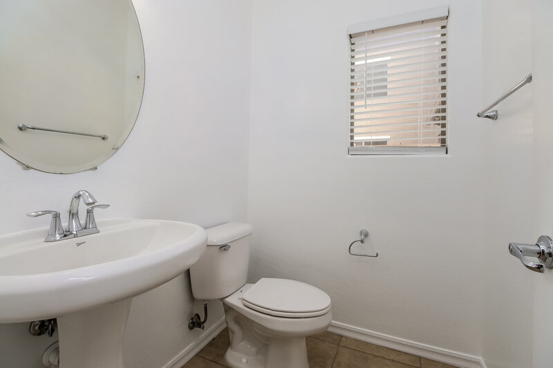 2,440/Mo, 19091 E Pelican Dr Queen Creek, AZ 85142 Bathroom View
