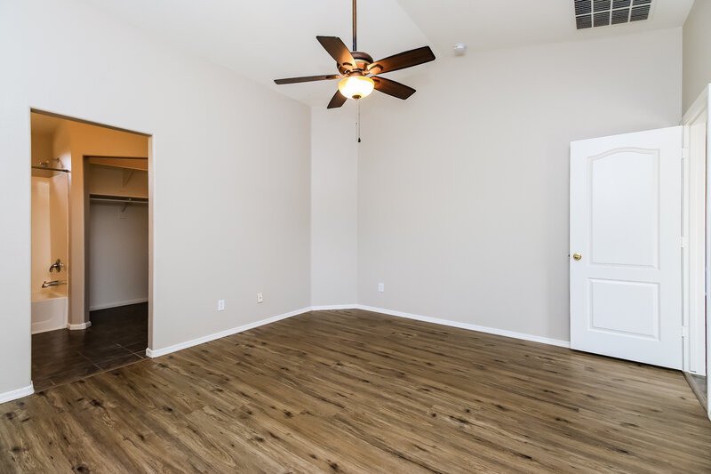 1,755/Mo, 41661 W Sunland Dr Maricopa, AZ 85138 Main Bedroom View 2