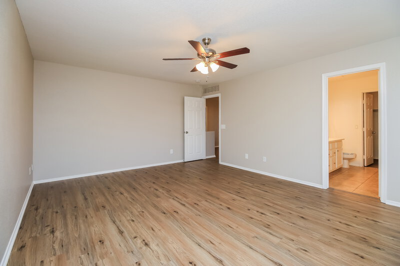 2,160/Mo, 2356 E 35th Ave Apache Junction, AZ 85119 Main Bedroom View 2